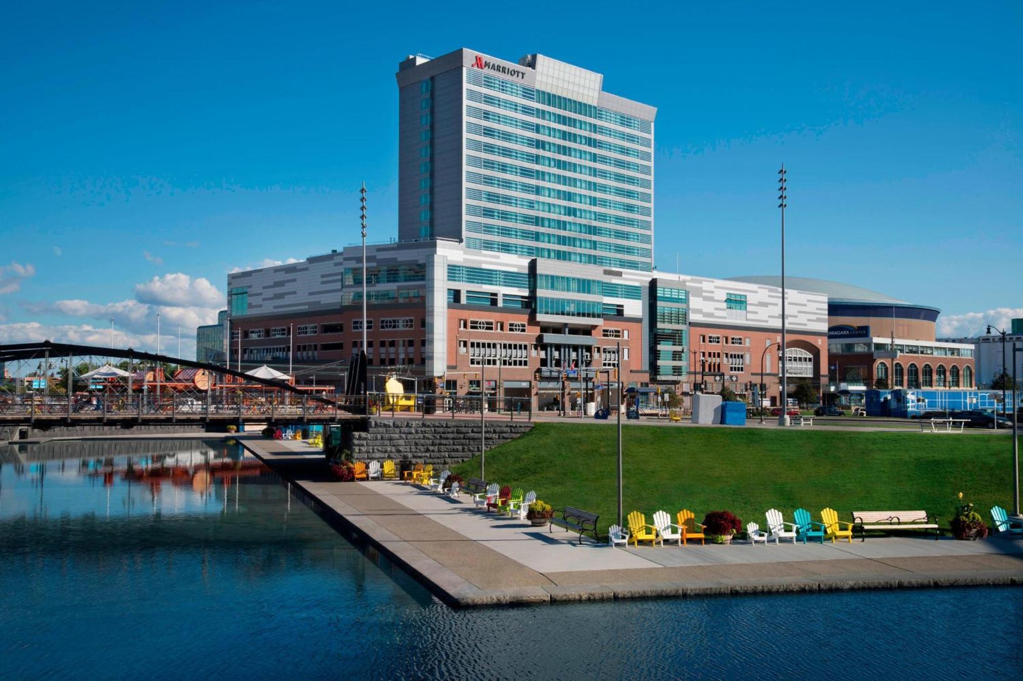 Buffalo Marriott At Lecom Harborcenter Zewnętrze zdjęcie