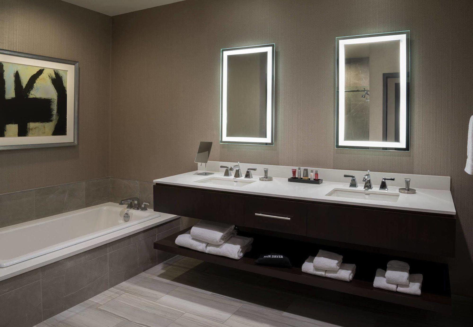 Buffalo Marriott At Lecom Harborcenter Zewnętrze zdjęcie